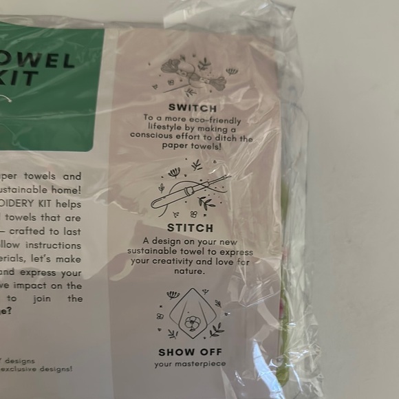 Sustainable Towel Embroidery Kit - Cream - Picture 3 of 8
